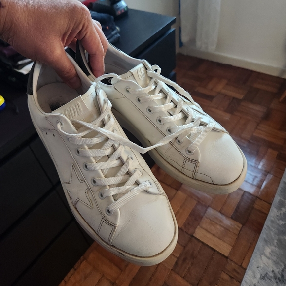 Golden Goose PURE-STAR Unisex Sneakers - Picture 2 of 6